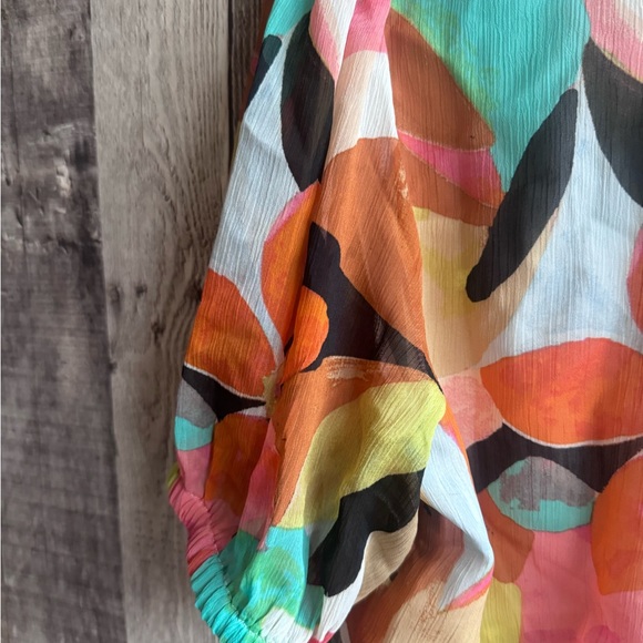 Floral Chiffon Cropped Wrap Top from Forever 21 Sz Medium - Picture 9 of 11